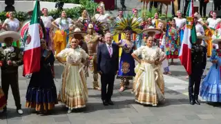 AMLO revela que migrantes mexicanos producen 338 mil millones de dólares al año en EEUU