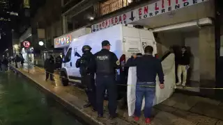 Hallan tres cuerpos en un departamento de Paseo de la Reforma, CDMX
