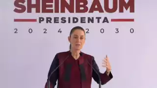 Claudia Sheinbaum acusa a  opositores de intentar violar la Constitución por sobrerrepresentación