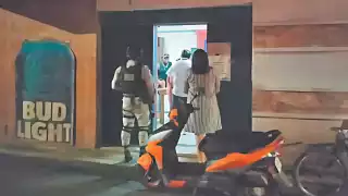 Clausuran negocio por una supuesta deuda de 4 años