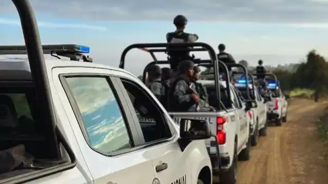 El presidente Andrés Manuel López Obrador aseguró que la Guardia Nacional y los elementos del Ejército y de la Marina tienen instrucciones de proteger a las comunidades