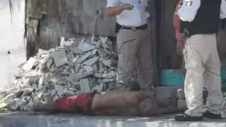 Vecinos auxilian a hombre que sacaba espuma por la boca en Ciudad del Carmen 