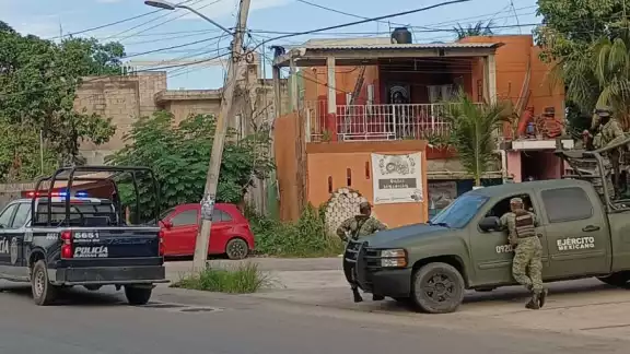 Agentes de seguridad arribaron al sitio en Cancún