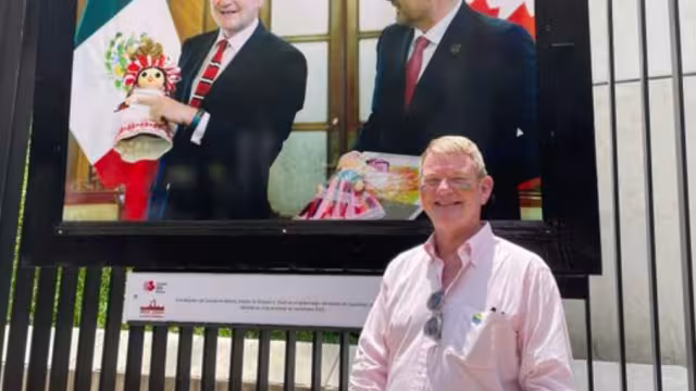 Graeme C. Clark, embajador de Canadá en México