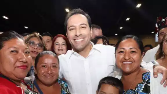 Mauricio Vila Dosal, gobernador de Yucatán Mauricio Vila Dosal, gobernador de Yucatán