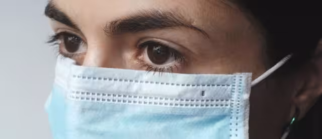 Algunos hospitales en México han implementado el uso de cubrebocas obligatorio