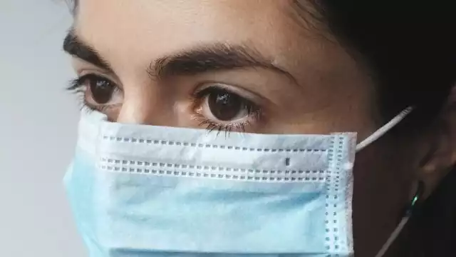 Algunos hospitales en México han implementado el uso de cubrebocas obligatorio