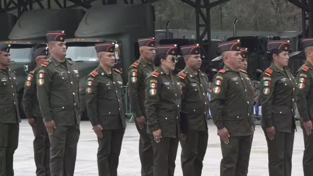 Integrantes de la Secretaría de la Defensa Nacional (Sedena)