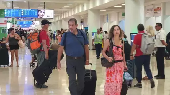 Estas son las aerolíneas que registraron vuelos el jueves en el Aeropuerto de Cancún Estas son las aerolíneas que registraron vuelos el jueves en el Aeropuerto de Cancún