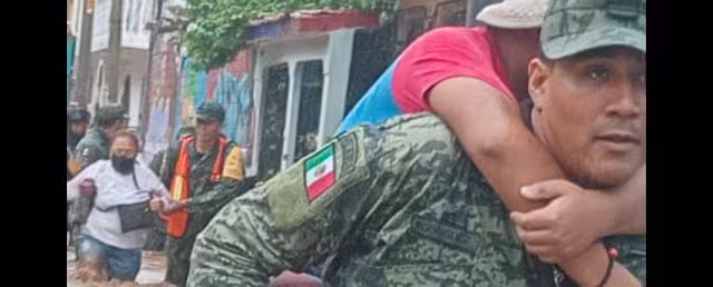 El presidente Andrés Manuel López Obrador confirmó la muerte de ocho personas por el Huracán John en Guerrero
