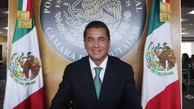 Carlos Alberto Puentes Salas, coordinador del PVEM en la Cámara de Diputados