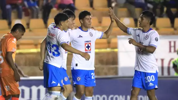 Cruz Azul echó mano de los jóvenes canteranos