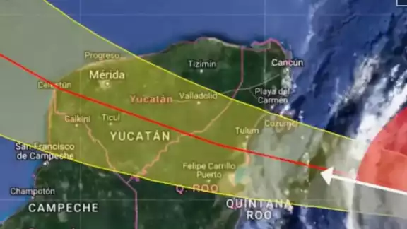 Este sería el posible recorrido del Huracán Beryl en la Península de Yucatán Este sería el posible recorrido del Huracán Beryl en la Península de Yucatán