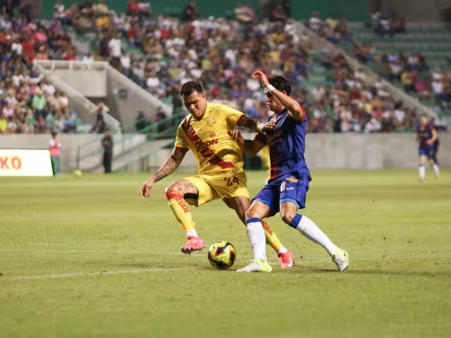 La expulsión de Edgar Jiménez al minuto 61 resultó decisiva en la remontada del conjunto purépecha, 