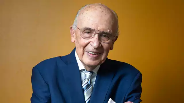 ¿Quién era José Agustín Ortiz Pinchetti, titular de la Fiscalía de Delitos Electorales?