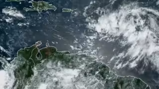 Tormenta tropical Ernesto avanza con fuerza cerca de Puerto Rico e Islas Vírgenes