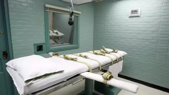 Hombre es sentenciado a pena de muerte por triple homicidio contra su esposa e hijos de su novia