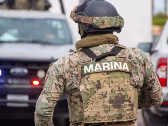 Rescata FGE y Marina a 16 mujeres víctimas de trata en Benito Juárez, Quintana Roo.