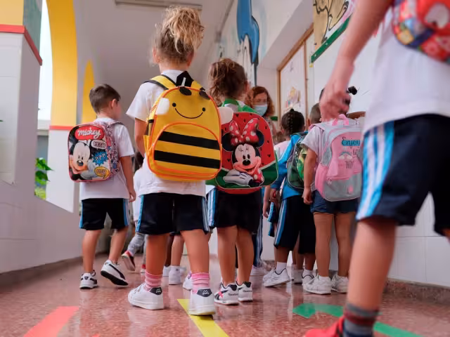De acuerdo al IFIDEH es necesario buscar mejorar el bienestar emocional de los niños, ofreciendo herramientas que los ayuden a manejar el estrés y las emociones