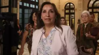 Presidenta de Perú, Dina Boluarte, descarta renuncia pese a investigaciones en su contra