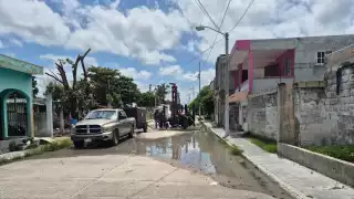 Inundaciones persisten en Champotón pese a desazolves; vecinos del Centenario alzan la voz