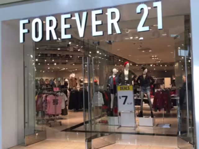 La tienda se decla por segunda vez en quiebra en seis años