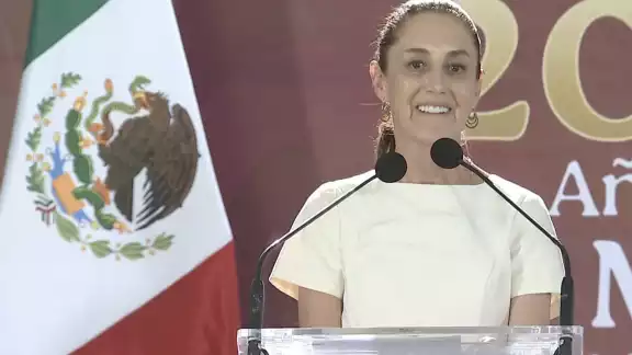 La presidenta Sheinbaum, comprometida con la educación de México.