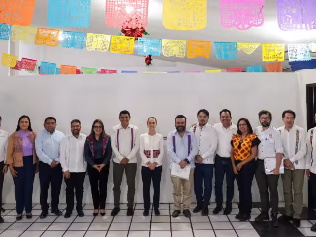 Sheinbaum se reune con el gobernador de Oaxaca para labores en la entidad.