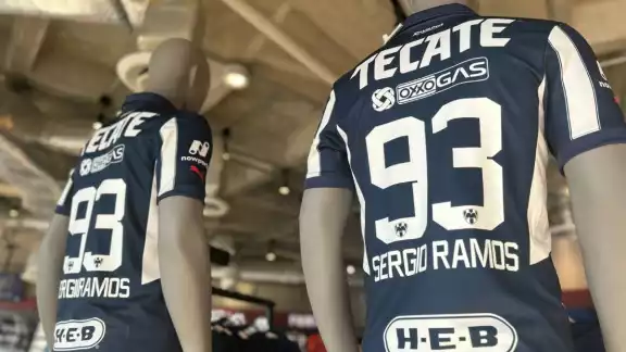 El jersey de Ramos ya está a la venta El jersey de Ramos ya está a la venta