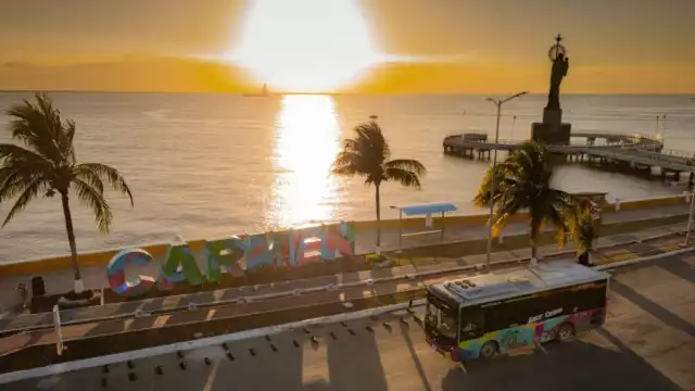 Ciudad del Carmen destaca por su ubicación estratégica en la Isla del Carmen.
