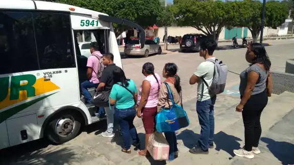 Inició el periodo vacacional de verano con poca demanda de pasaje en Hopelchén. Inició el periodo vacacional de verano con poca demanda de pasaje en Hopelchén.