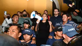  Por ataques exempleados del Ayuntamiento de Campeche denuncian a Biby Rabelo     