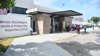 Adolescentes buscan ocupar un lugar en el  Bachillerato Tecnológico de Educación y Promoción Deportiva de Campeche     