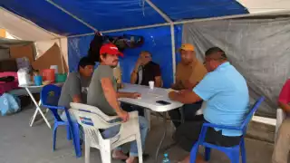 Extrabajadores del Ayuntamiento de Campeche acusan a sus compañeros de venderse a la comuna