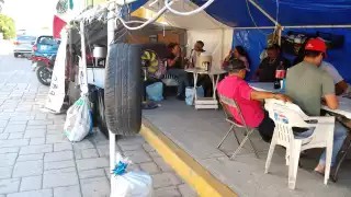 Extrabajadores del Ayuntamiento de Campeche denuncian que la comuna sólo "juega con ellos"