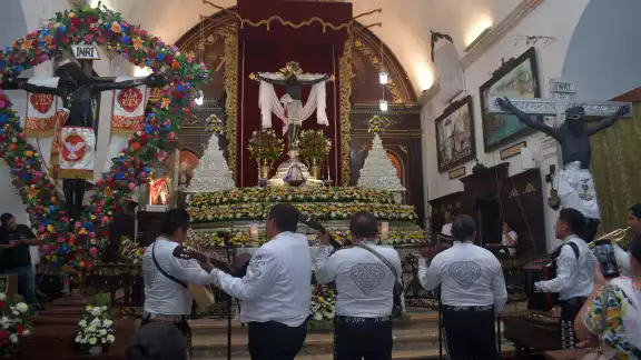 La celebración incluyó misas especiales, festejos tradicionales y vestimentas típicas de Campeche y Yucatán. La celebración incluyó misas especiales, festejos tradicionales y vestimentas típicas de Campeche y Yucatán.