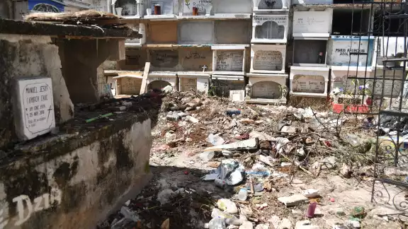 En Santa Lucía el lugar está muy deteriorado y sucio