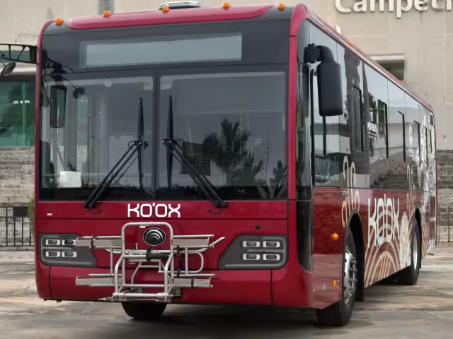 Pronto los conductores en capacitación practicarán con los vehículos en las hora “pico” para medir las dimensiones entre el tráfico.