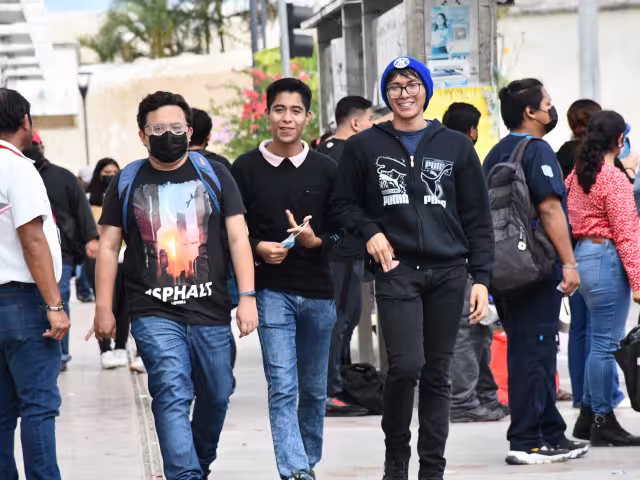 Más de 200 Jóvenes participarón en la Feria de Emprendedores “Emprendimix” Navideño”
