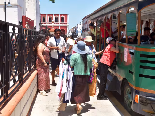 La mayor cantidad de turistas que llegan a la Entidad es por vía carretera, seguido de los viajeros que arriban por Tren Maya, entre otros.
