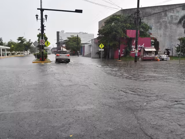 A sacar gabardinas y paraguas; habrá un cambio climático producto de un cruce de aire húmedo con un canal de baja presión.