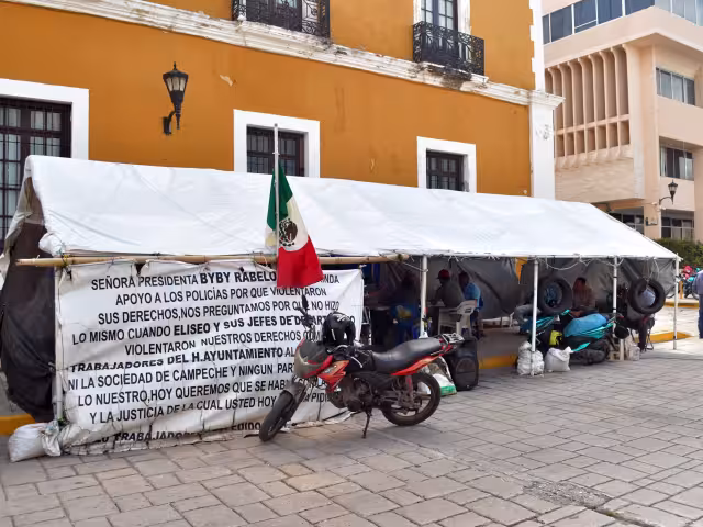 Las audiencias de los ex trabajadores con funcionarios del Ayuntamiento de Campeche continuarán hasta el 3 de febrero