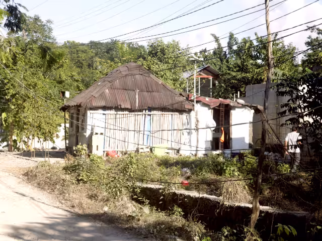 Ante la falta de apoyo, la gente ha sabido salir adelante con sus penurias