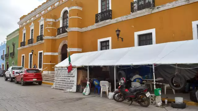 La Confederación Nacional de Organizaciones Sindicales (COS) apoya el movimiento contra los despidos injustificados en Campeche