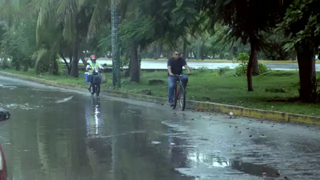 Se prevé que habrá chubascos dispersos, pero durante el día la temperatura alcance 30 grados
