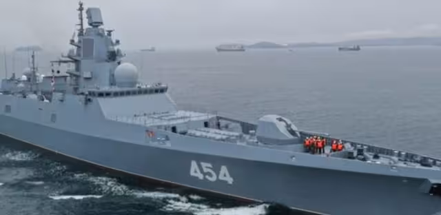 La Fragata rusa Almirante Gorshkov llega al puerto de La Habana, Cuba, en una operación que ya es monitoreada por los fuerzas armadas estadounidenses