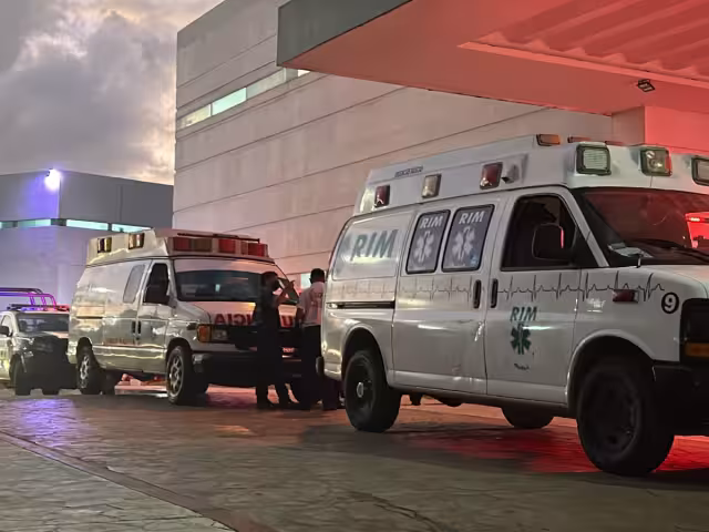 Se presume que la embestida fue directa; dos negocios aledaños fueron ignorados