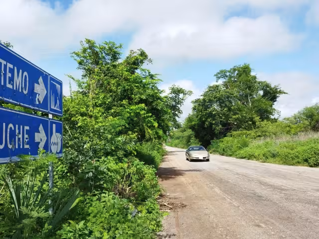 Tras llegar a un acuerdo con el personal de la CFE, vecinos optaron por liberar la carretera