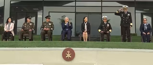 AMLO y Sheinbaum en el Colegio Militar