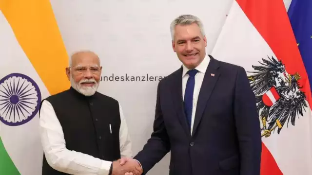 Primer Ministro Narendra Modi de la India y el Canciller austríaco Karl Nehammer
